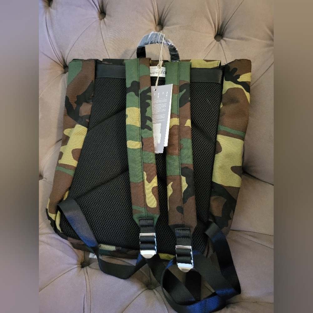 Invicta Camouflage Backpack - Picture 2 of 6